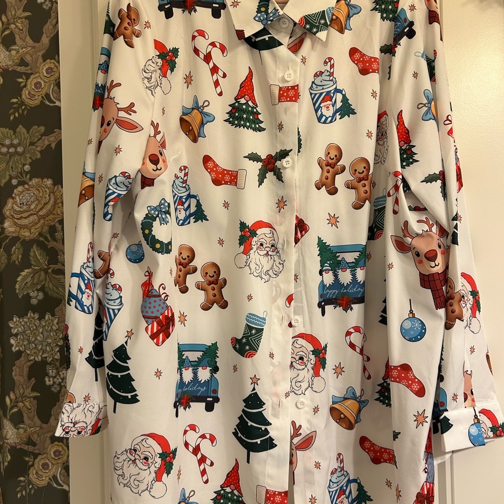 Festive Holiday Womens Button Up
